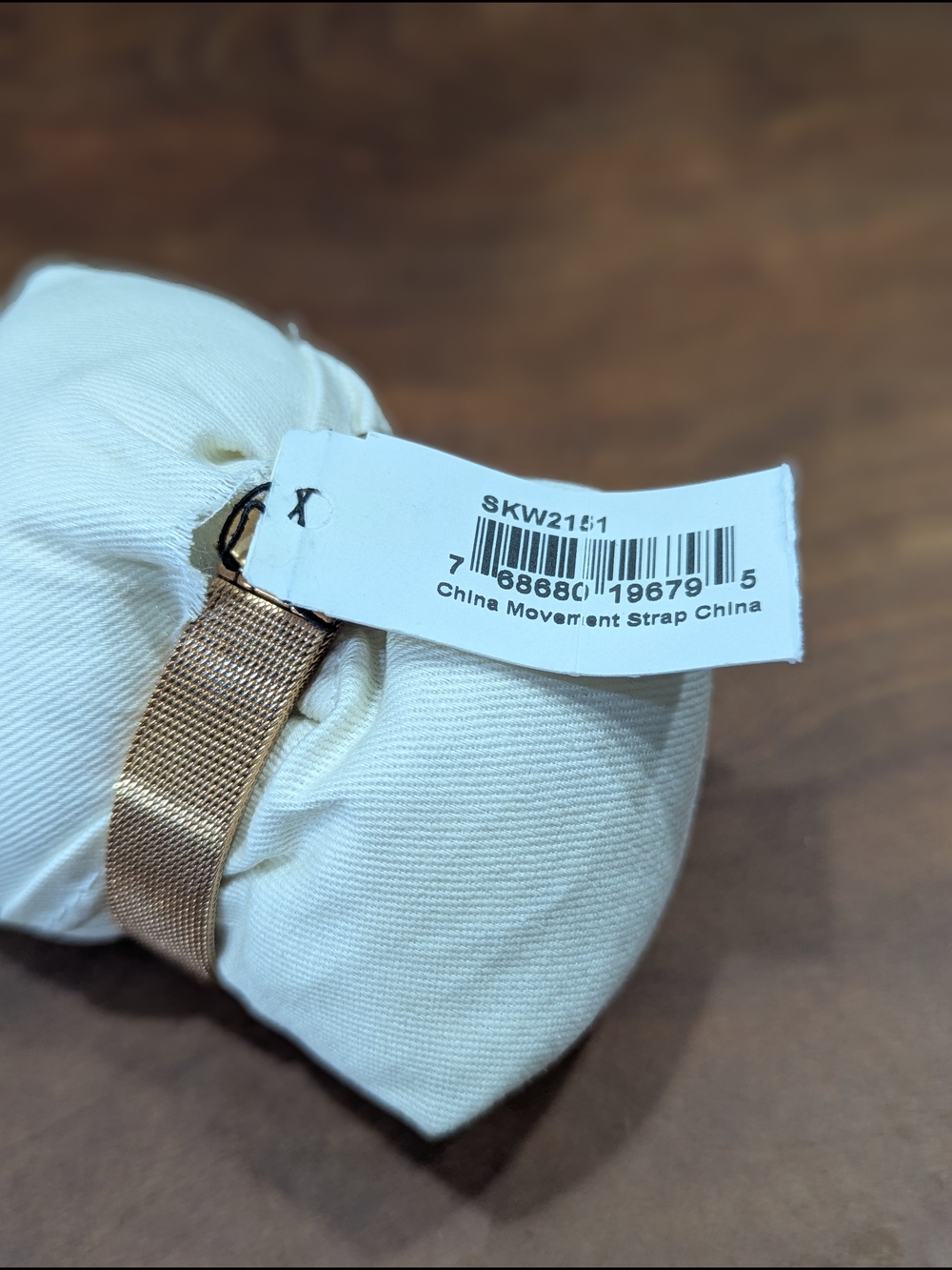 Skagen Rose Gold Mesh Watch with Silver Sunray Dial NWT - Picture 3 of 4